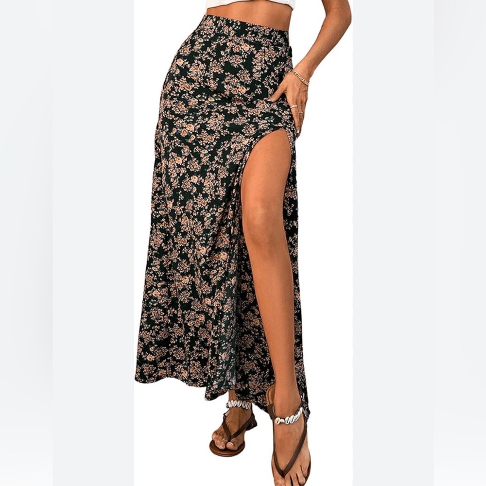 NWOT Floral Black Maxi Skirt
